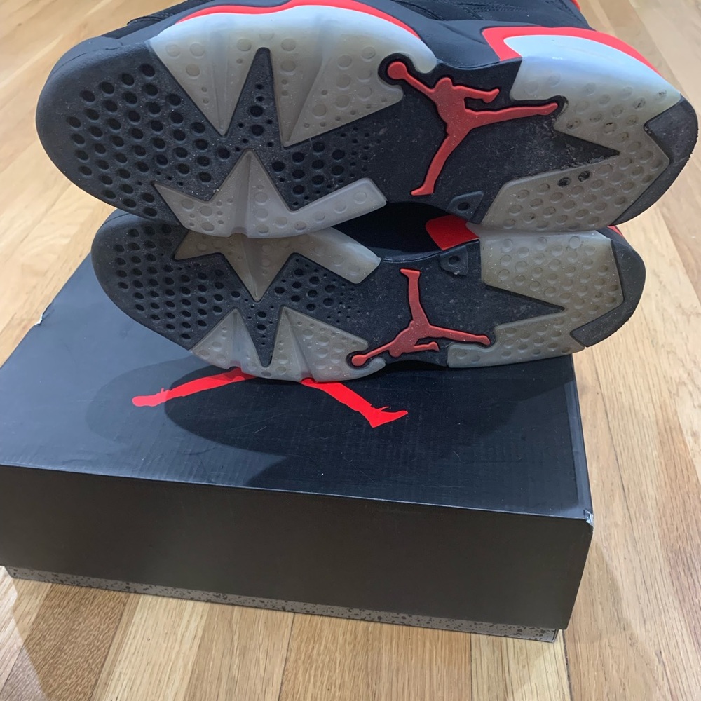 Jordan 6 Retro Infared - Picture 4 of 7